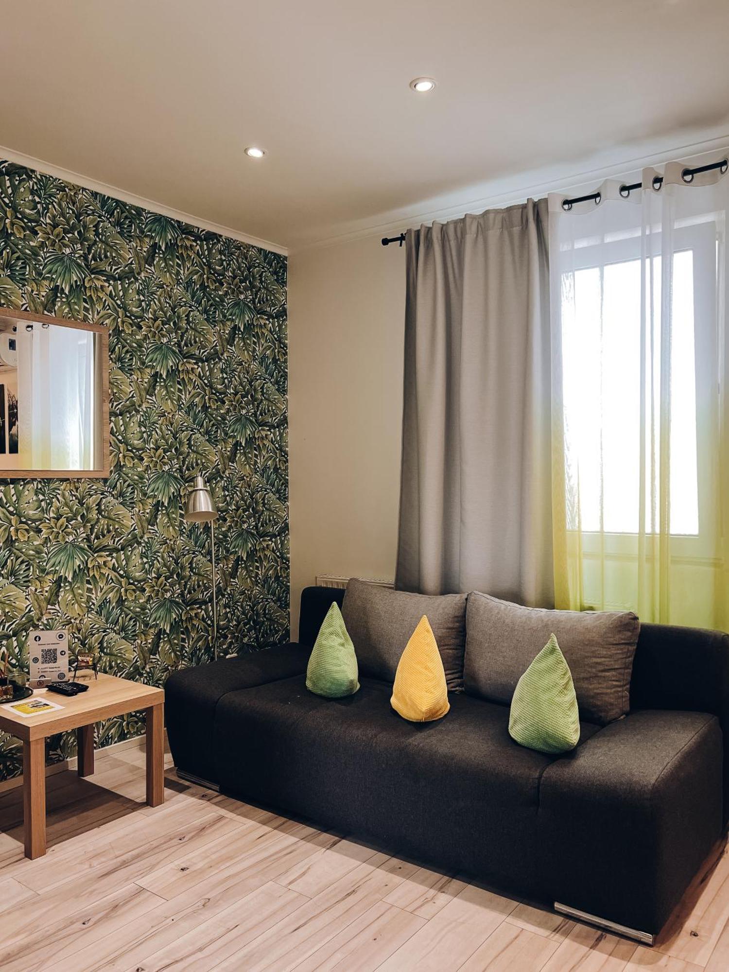 Neuwertiges Apartment Mit Kostenlose Privatparkplatz Auch Fuer Transporter Geeignet R1 Freiberg am Neckar Ngoại thất bức ảnh